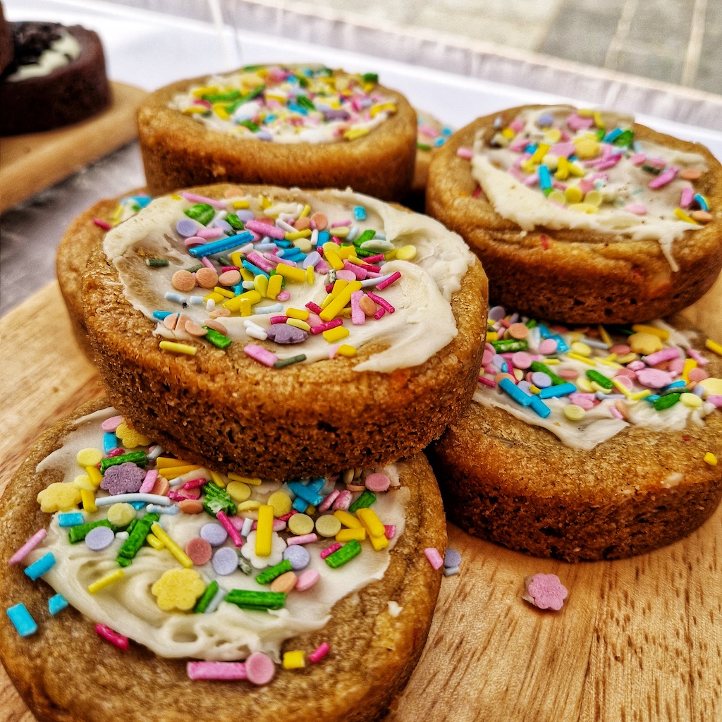 Treats by T birthday cookies FRM